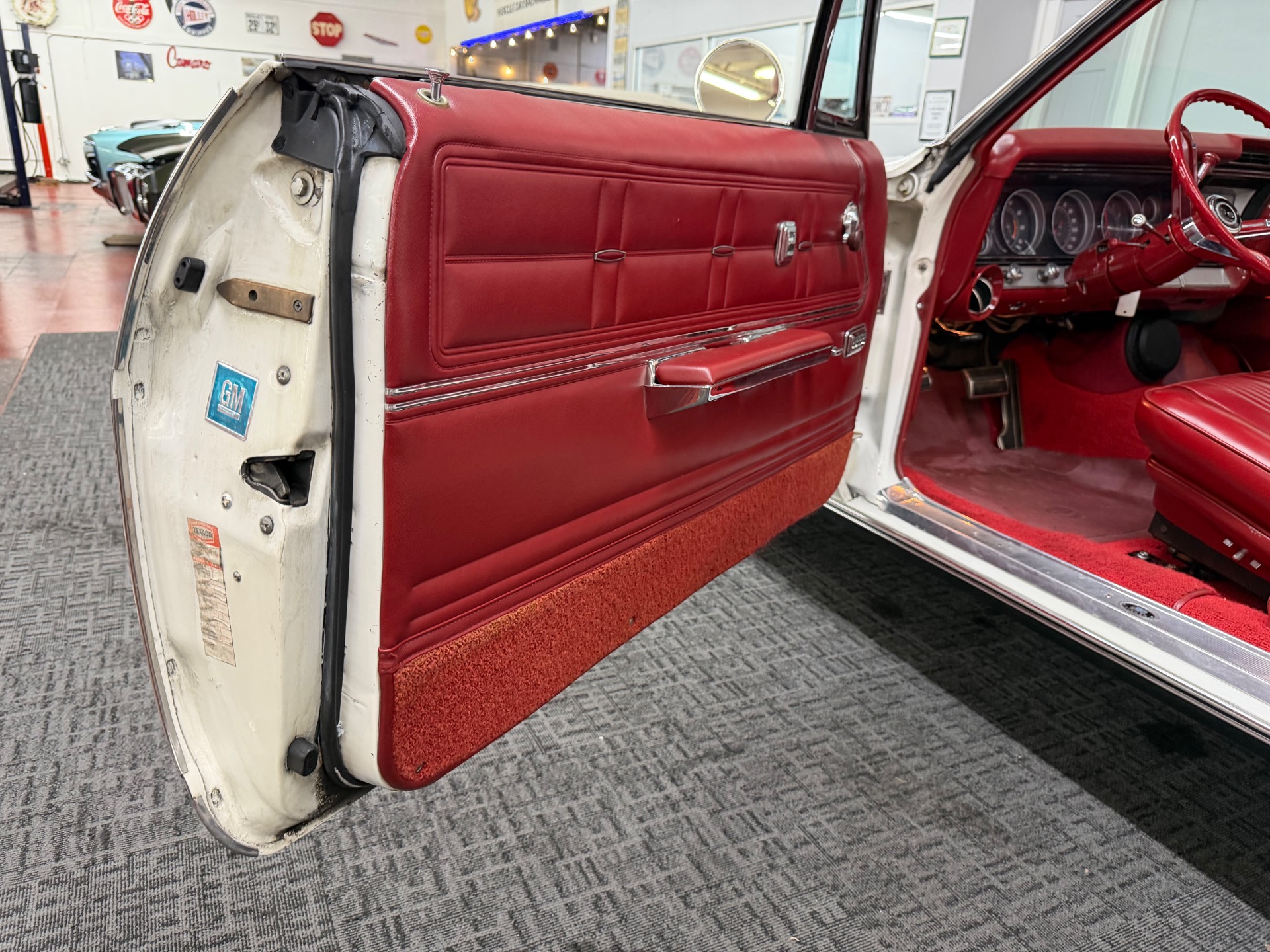 Used 1967 CHEVROLET Impala SS BIG BLOCK-TONS OF FACTORY OPTIONS | Mundelein, IL