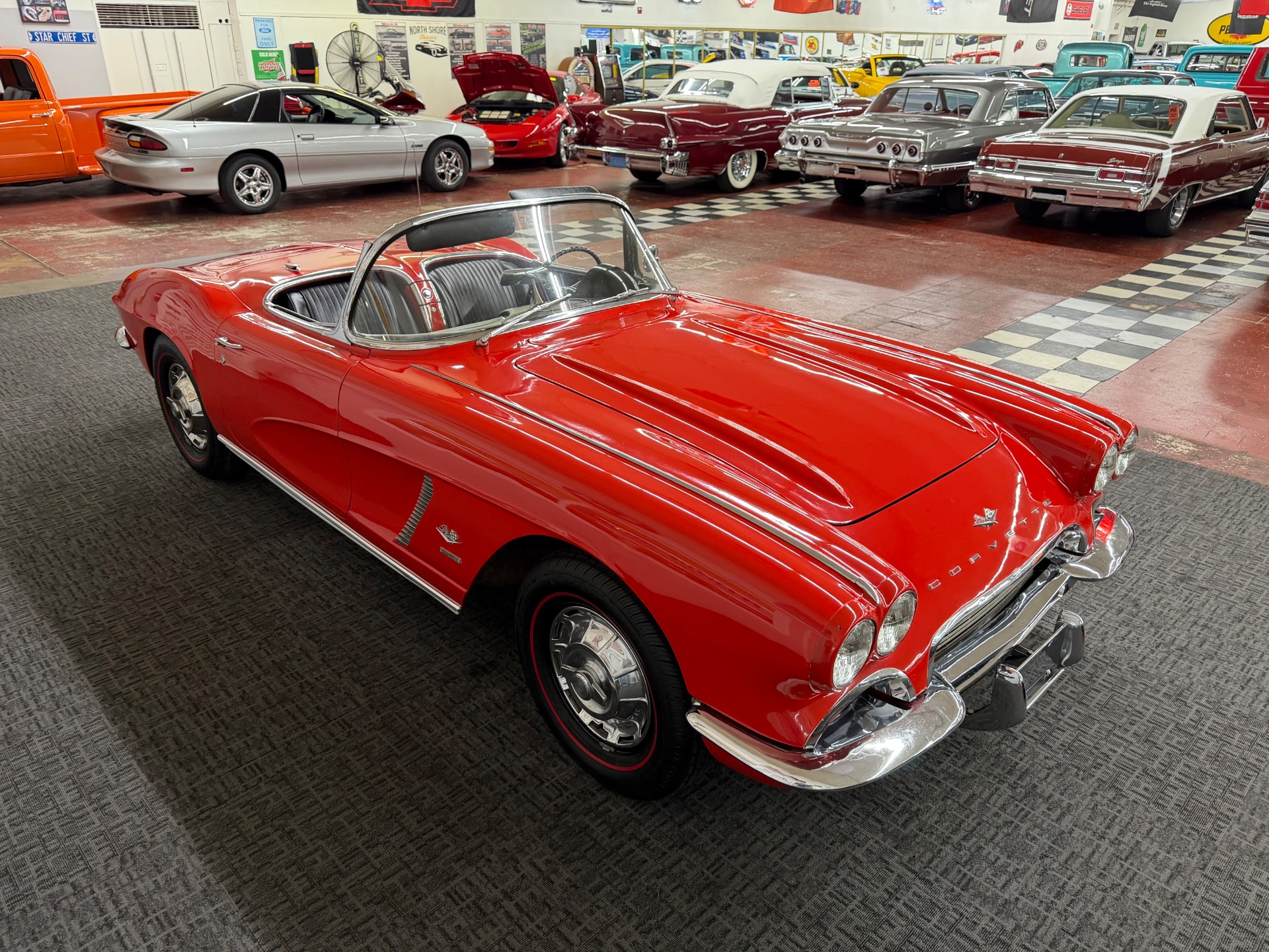 1962 CHEVROLET Corvette 15