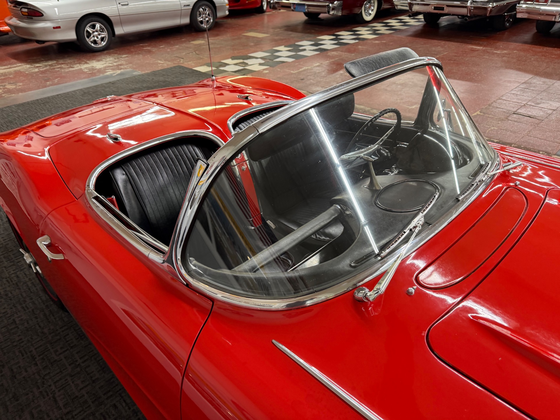 1962 CHEVROLET Corvette 17