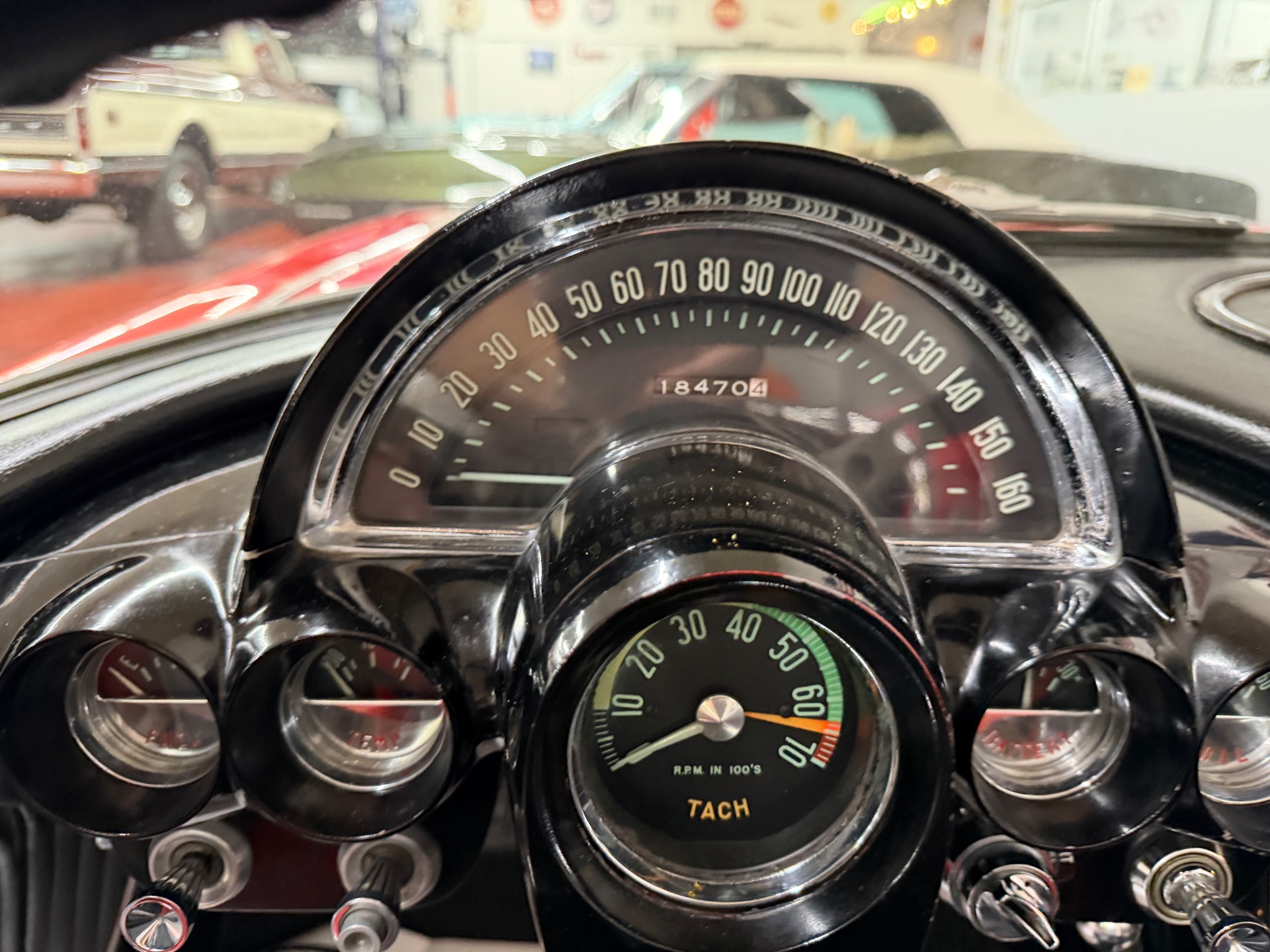 1962 CHEVROLET Corvette 42