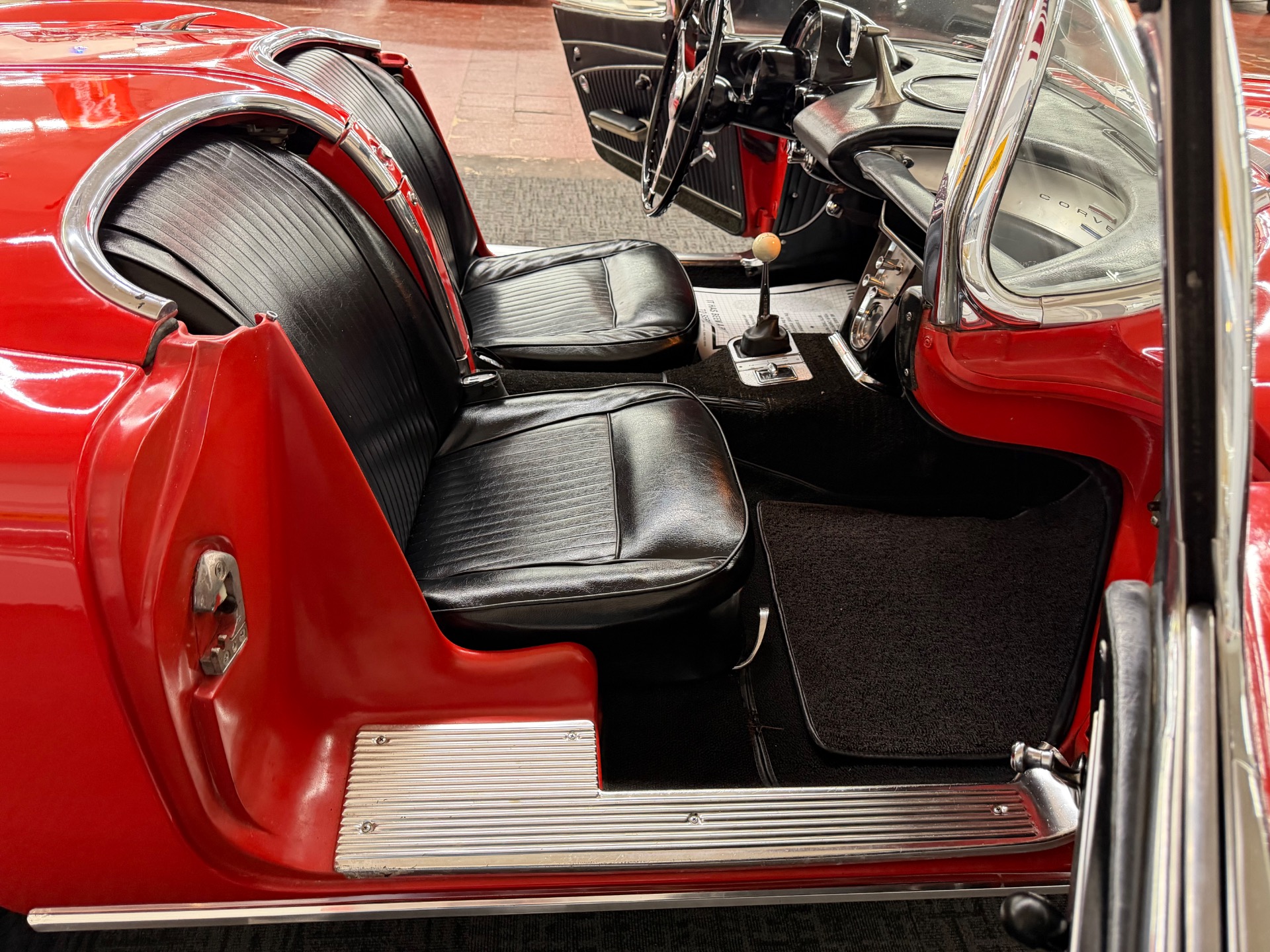 1962 CHEVROLET Corvette 48