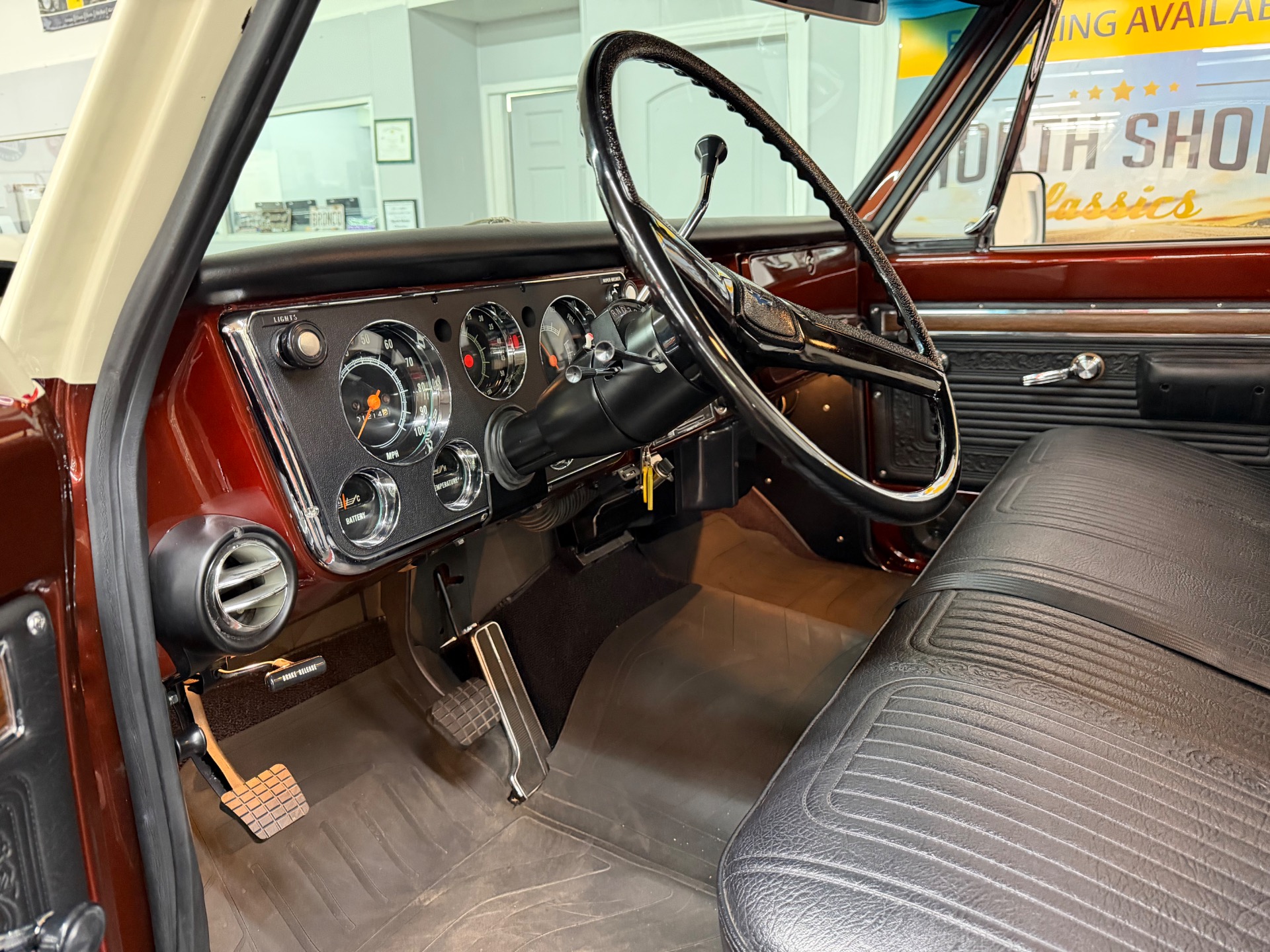1970 Chevrolet C 20 37