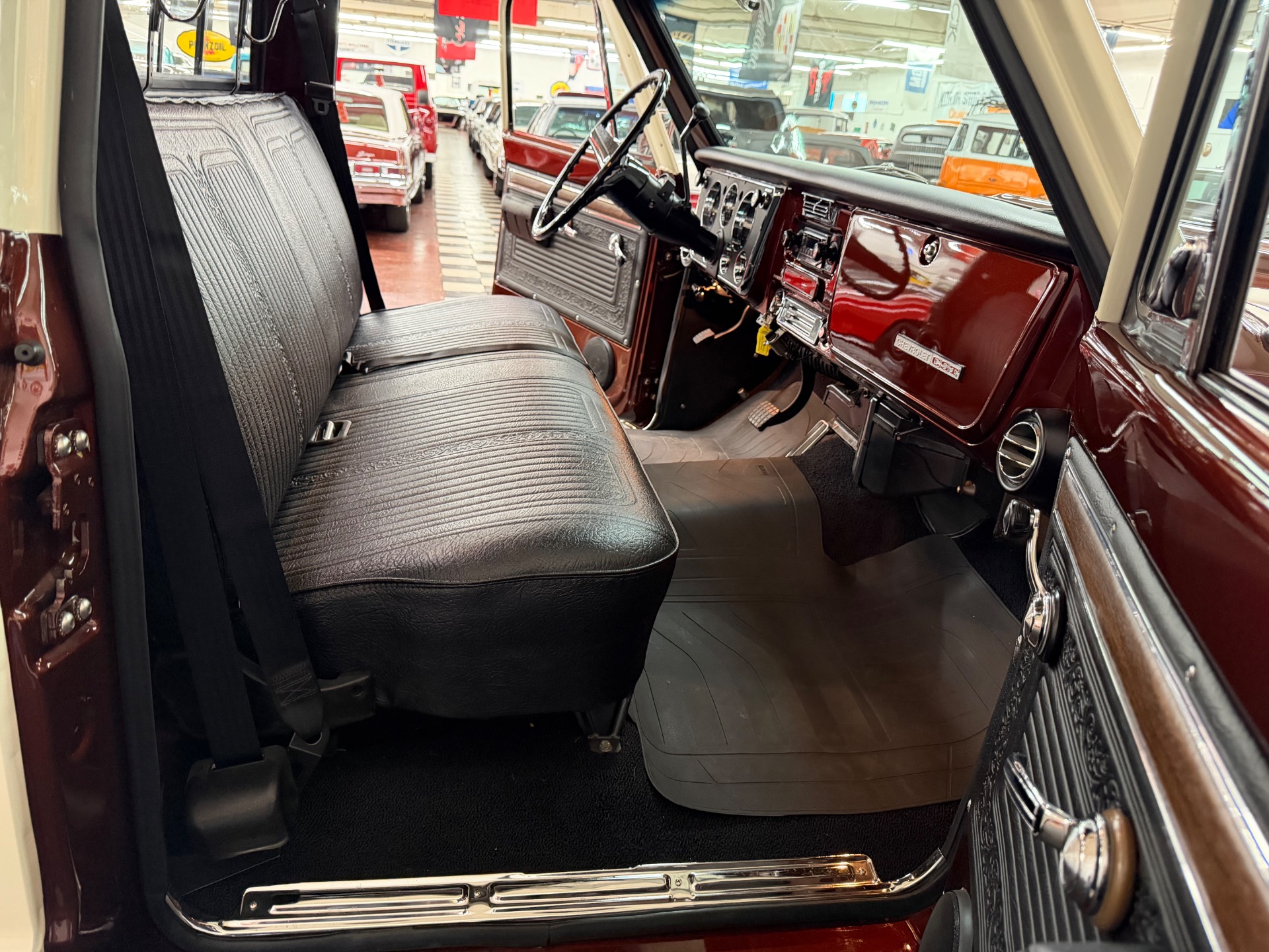 1970 Chevrolet C 20 43