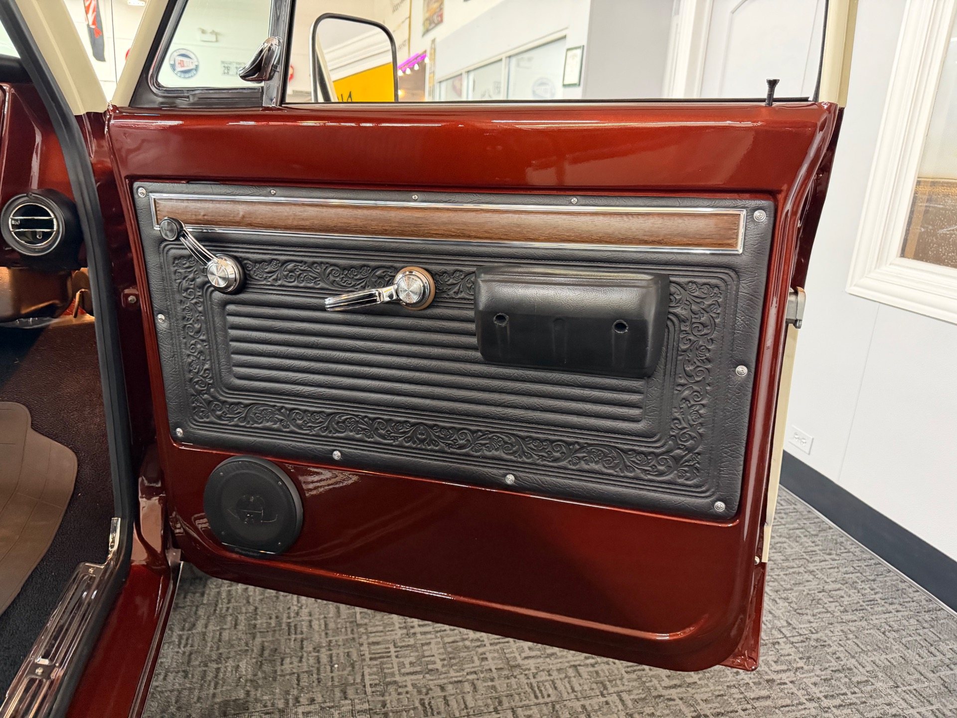 1970 Chevrolet C 20 46