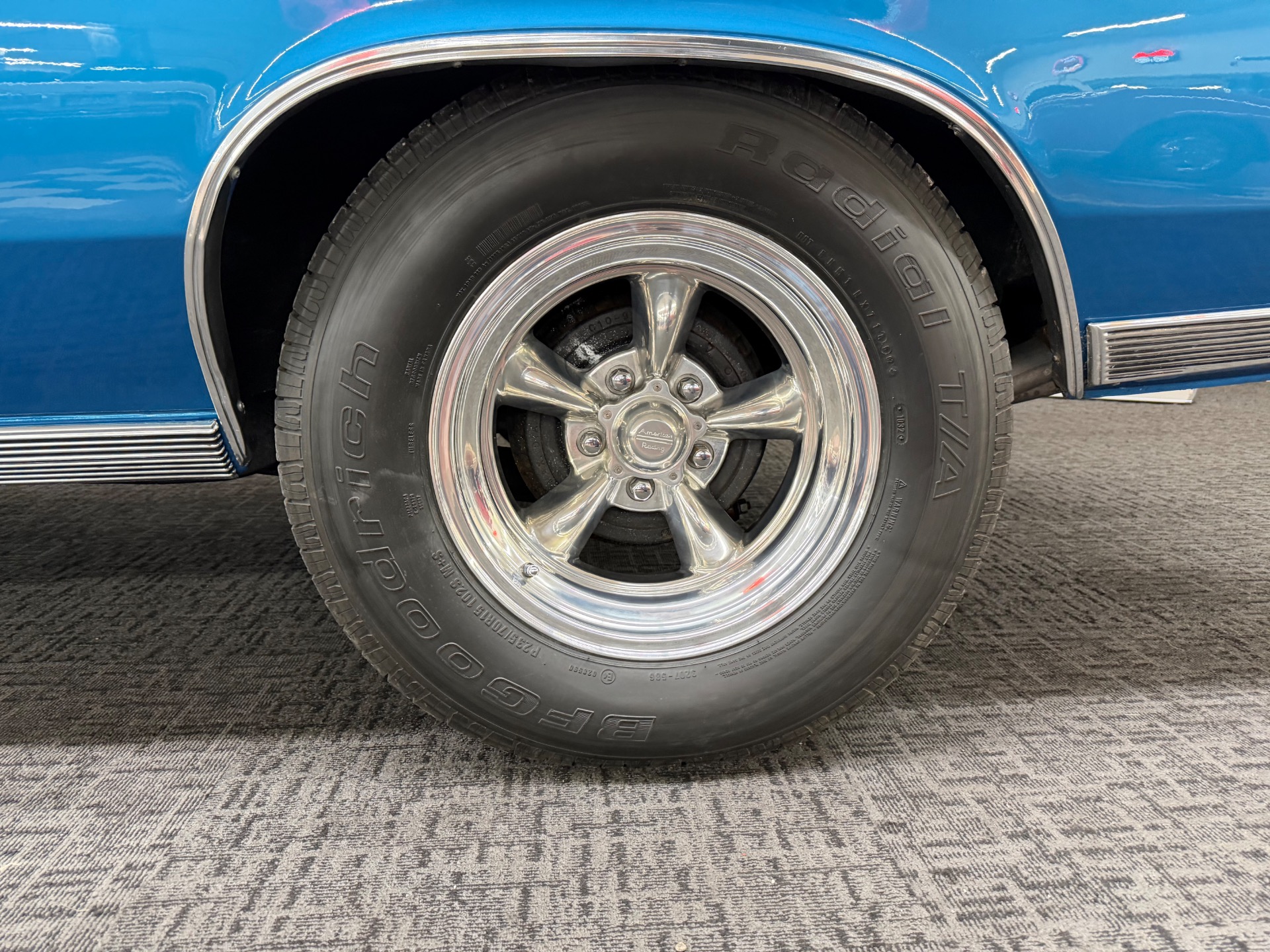 1966 CHEVROLET Chevelle 28