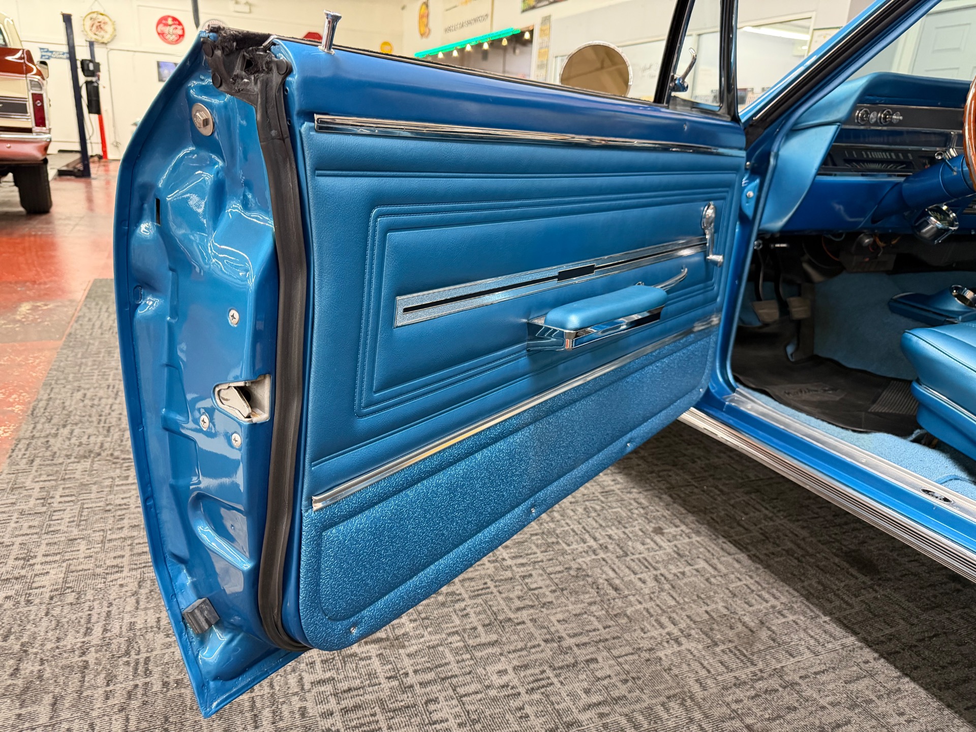 1966 CHEVROLET Chevelle 37