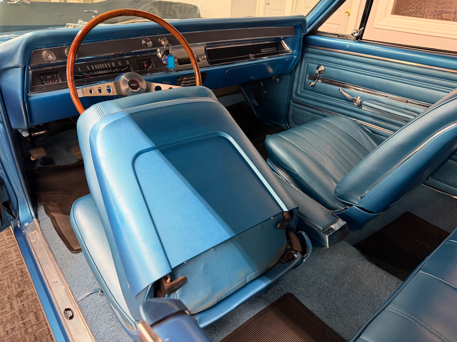 1966 CHEVROLET Chevelle 40