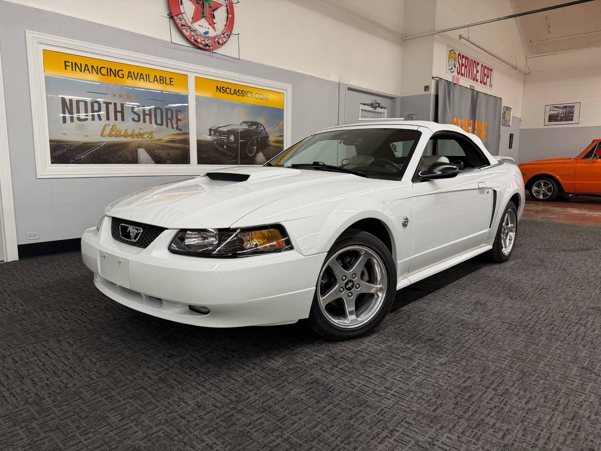 2004 Ford Mustang 4