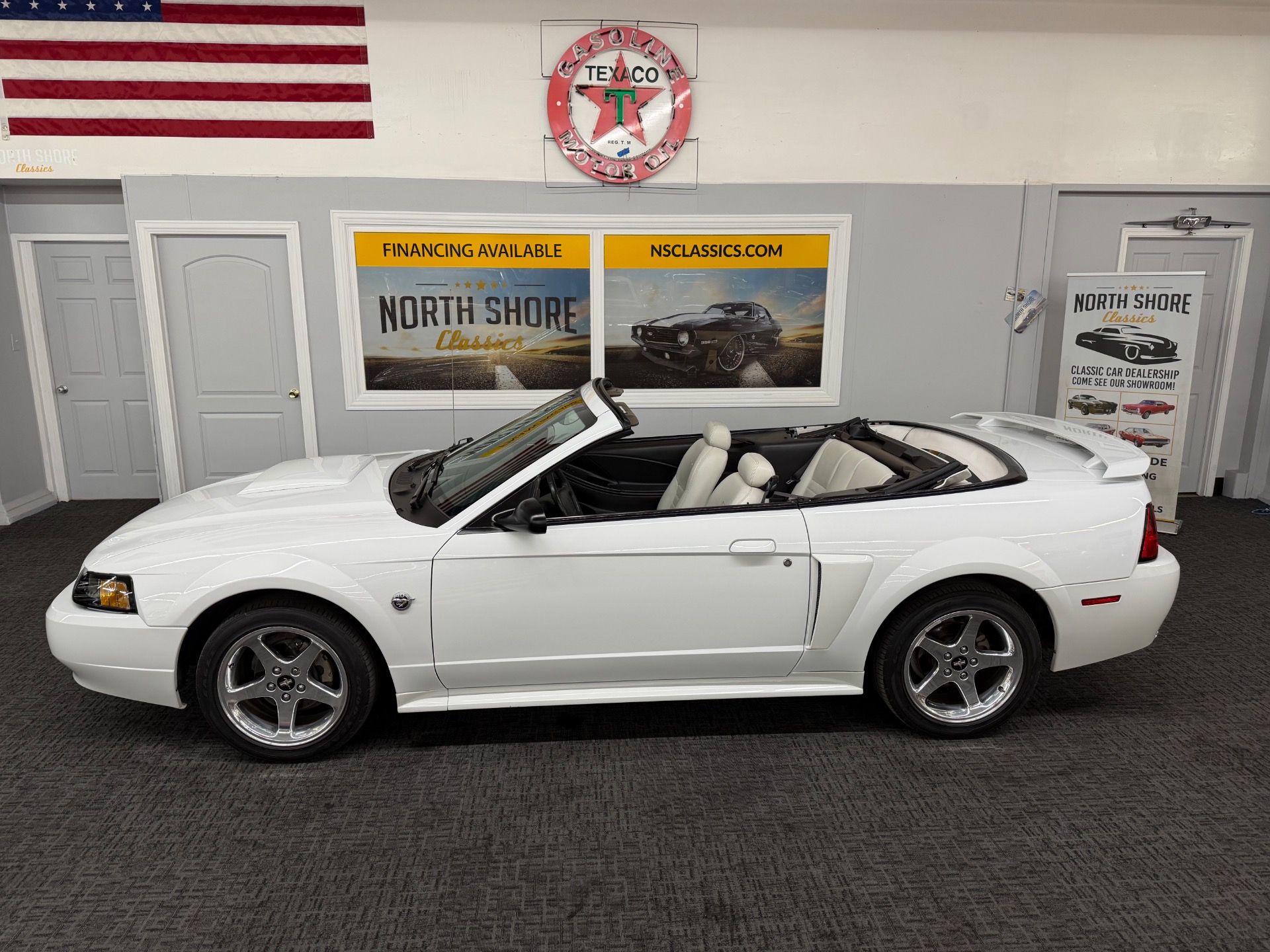 2004 Ford Mustang 7