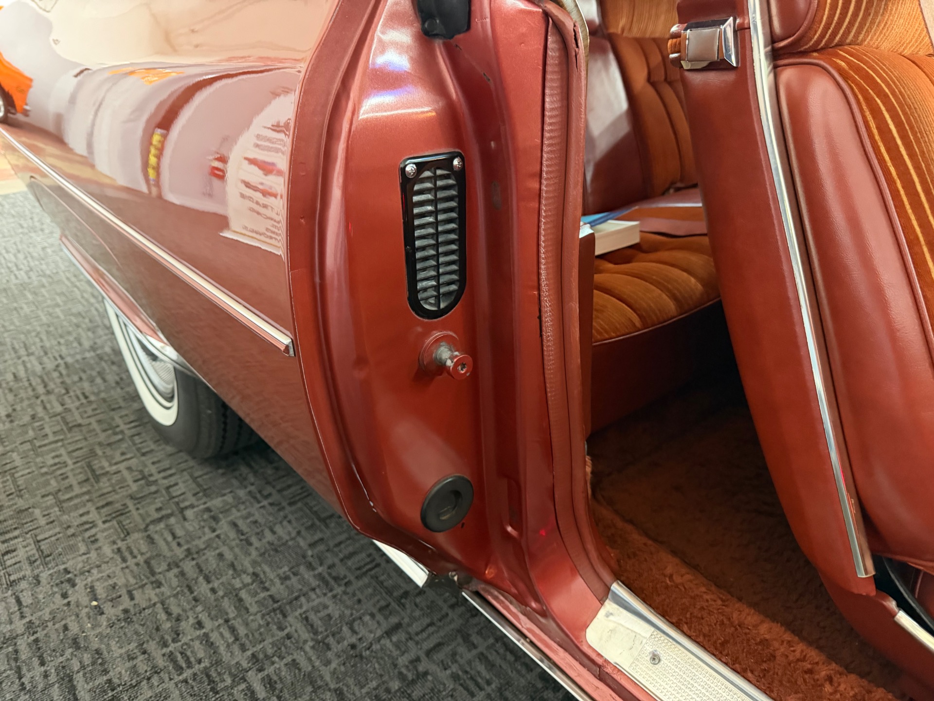 1974 CADILLAC COUPE DEVILLE 48