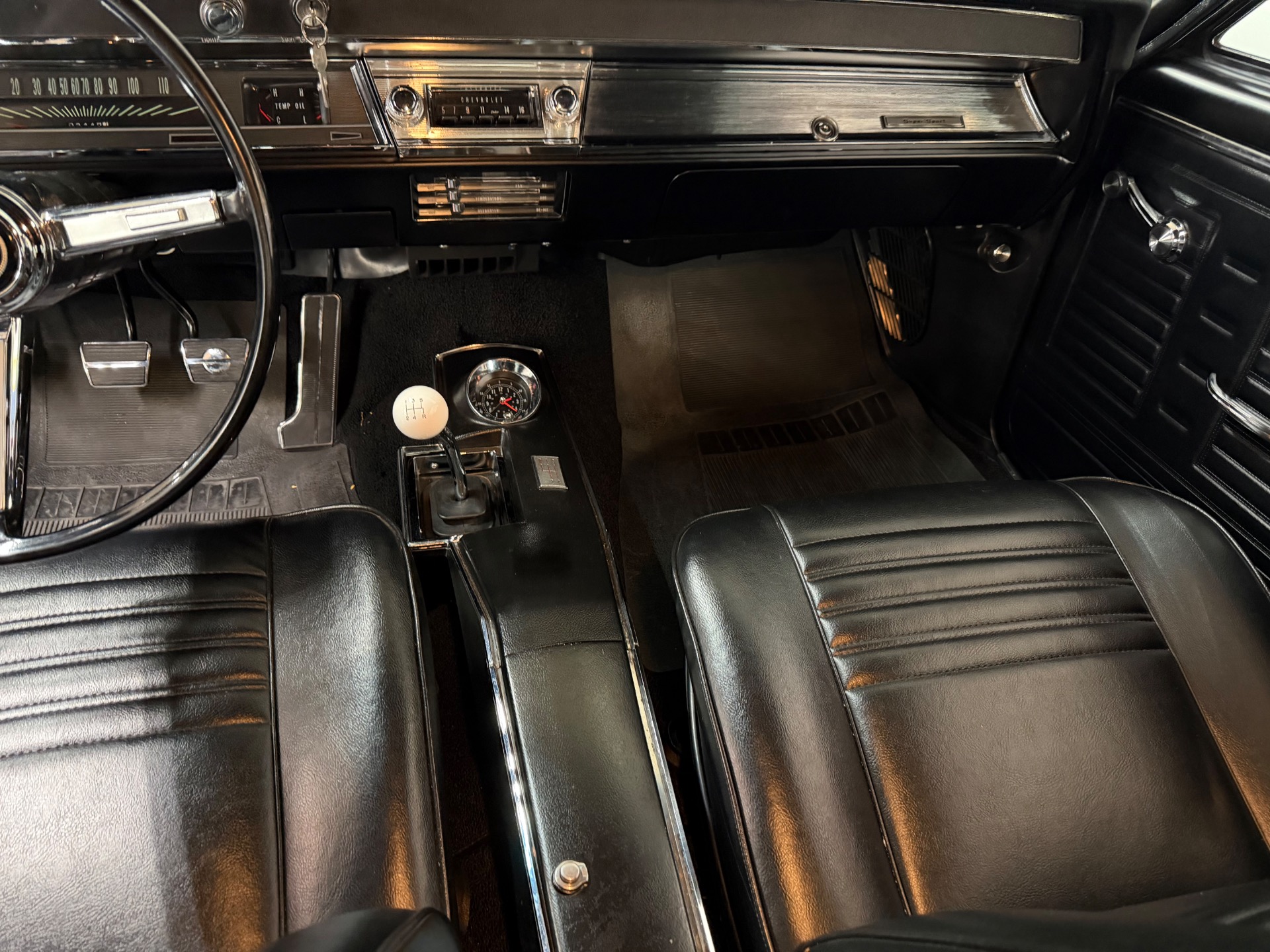 1967 CHEVROLET Chevelle 33