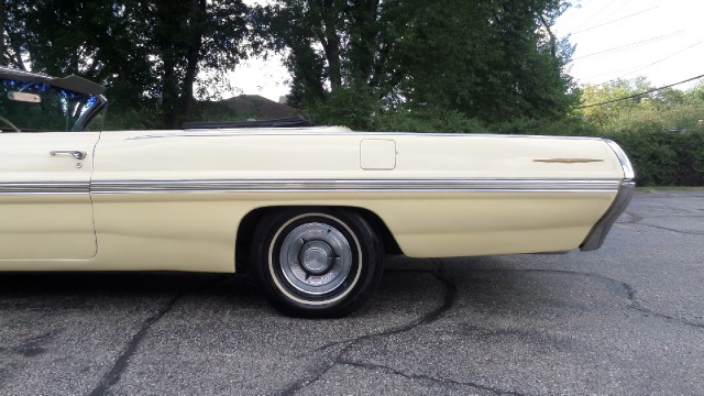 Used 1962 Pontiac Bonneville NEW LOWER PRICE-RARE NUMBERS MATCHING-Great Driving Car-SEE VIDEO | Mundelein, IL