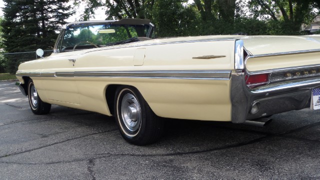 Used 1962 Pontiac Bonneville NEW LOWER PRICE-RARE NUMBERS MATCHING-Great Driving Car-SEE VIDEO | Mundelein, IL