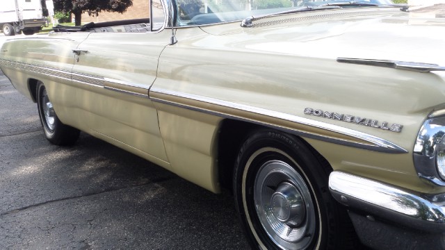 Used 1962 Pontiac Bonneville NEW LOWER PRICE-RARE NUMBERS MATCHING-Great Driving Car-SEE VIDEO | Mundelein, IL