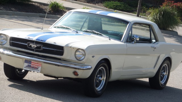 Used 1965 Ford Mustang 289 WITH STICK SHIFT-SHELBY LOOK-SEE VIDEO | Mundelein, IL
