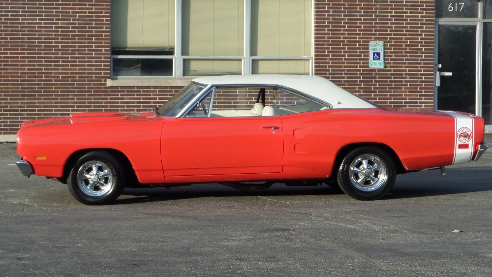 Used 1969 Dodge Super Bee NEW LOWERED PRICE-CORONET-Restored in 2010-BIG BLOCK MOPAR POWER-SEE VIDEO | Mundelein, IL