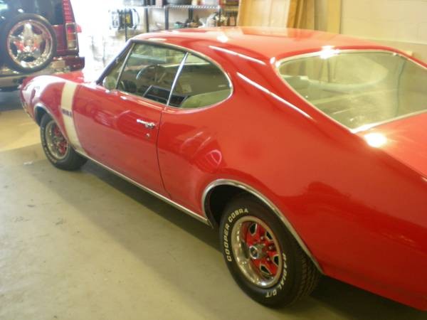 Used 1968 Oldsmobile Cutlass 442 Tribute-RARE COLOR COMBO-SWEET OLDS | Mundelein, IL