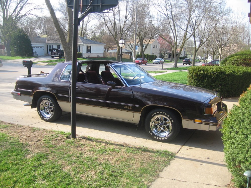 Used 1987 Oldsmobile 442 1 OF 1111 BUILT WITH T-TOPS-SUPER LOW MILES | Mundelein, IL