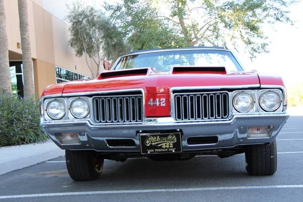 Used 1970 Oldsmobile 442 CONVERTIBLE COMPLETE FRAME OFF ROTISSERIE RESTORATION | Mundelein, IL