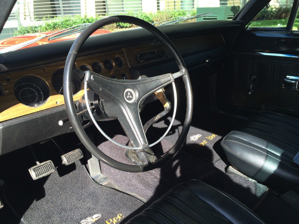 Used 1970 Dodge Super Bee NUMBERS MATCHING 440 with 6 Pack-RESTORED MOPAR | Mundelein, IL