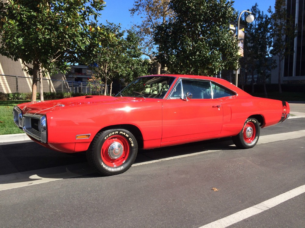 Used 1970 Dodge Super Bee NUMBERS MATCHING 440 with 6 Pack-RESTORED MOPAR | Mundelein, IL