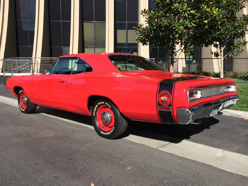 Used 1970 Dodge Super Bee NUMBERS MATCHING 440 with 6 Pack-RESTORED MOPAR | Mundelein, IL