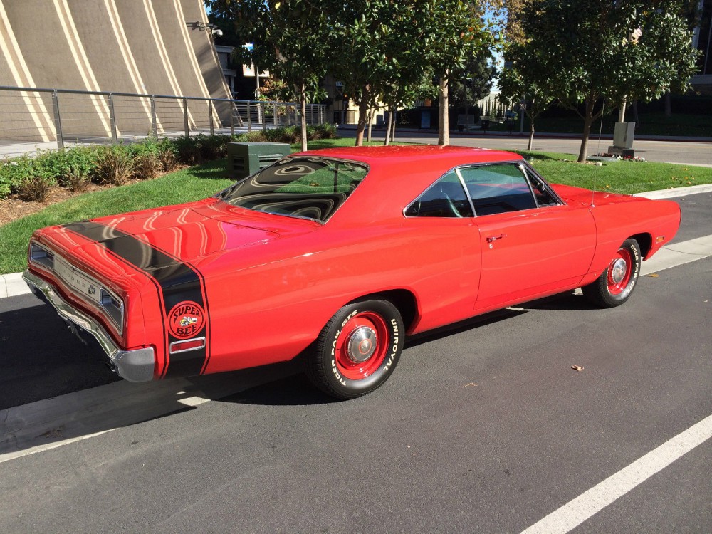 Used 1970 Dodge Super Bee NUMBERS MATCHING 440 with 6 Pack-RESTORED MOPAR | Mundelein, IL