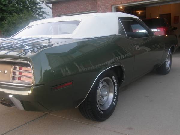 Used 1970 Plymouth Barracuda 1 of 1 BUILT-NUMBERS MATCHING-DEALER DEMO CAR | Mundelein, IL