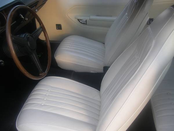 Used 1970 Plymouth Barracuda 1 of 1 BUILT-NUMBERS MATCHING-DEALER DEMO CAR | Mundelein, IL