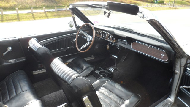 Used 1966 Ford Mustang  | Mundelein, IL