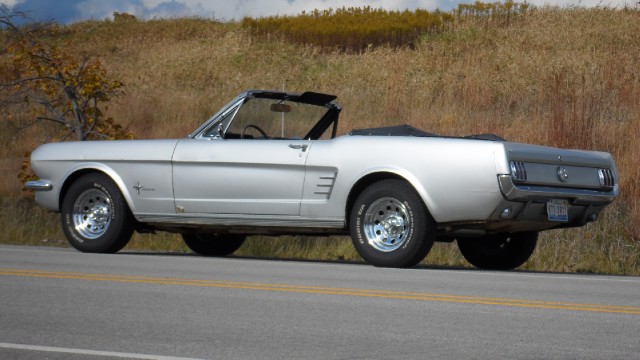 Used 1966 Ford Mustang  | Mundelein, IL