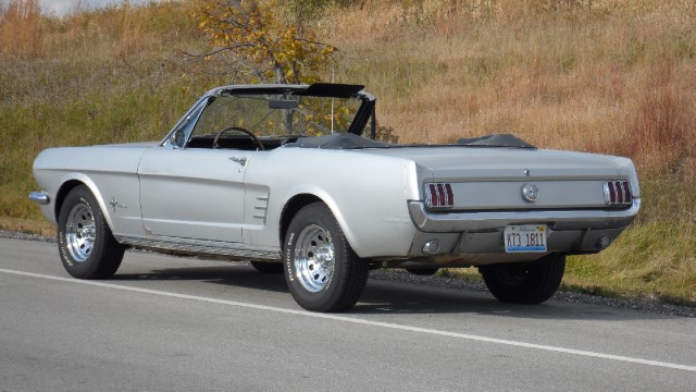 Used 1966 Ford Mustang  | Mundelein, IL