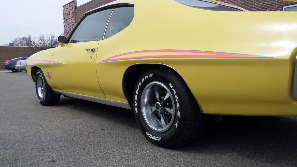 Used 1970 Pontiac GTO REAL GTO-AC WORKS-JUDGE DECALS-RESTORED-FROM FLORIDA-SEE VIDEO | Mundelein, IL