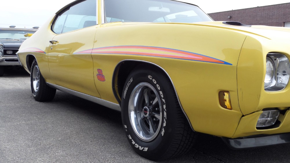 Used 1970 Pontiac GTO REAL GTO-AC WORKS-JUDGE DECALS-RESTORED-FROM FLORIDA-SEE VIDEO | Mundelein, IL