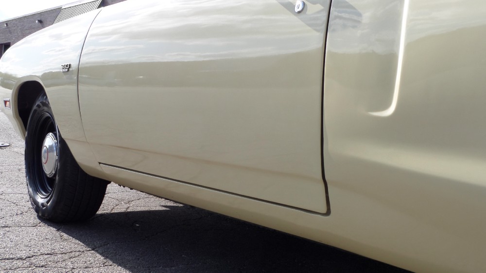 Used 1970 Dodge Super Bee 440 SIX PACK-RESTORED-FIRST GENERATION-SEE VIDEO OVER 550HP | Mundelein, IL