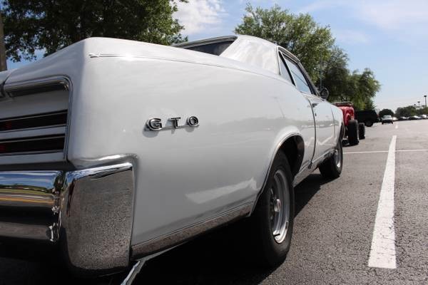 Used 1967 Pontiac GTO 400 TRI POWER 4 SPEED GOAT | Mundelein, IL