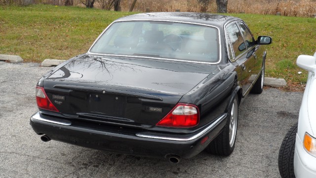 Used 2003 Jaguar XJ8 4 door | Mundelein, IL