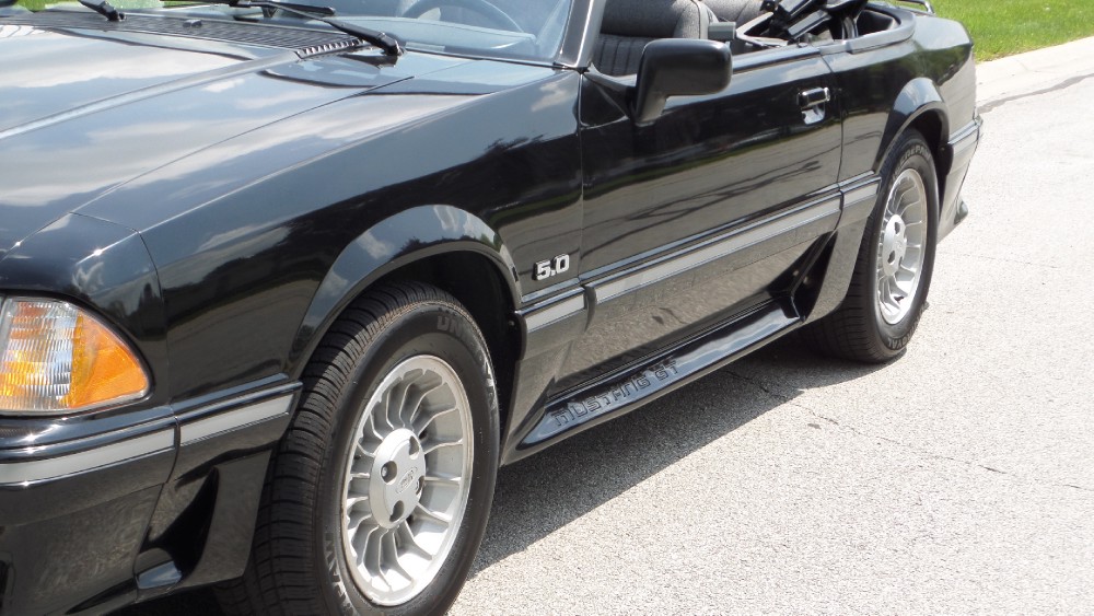 Used 1988 Ford Mustang GT CONVERTIBLE-LOW MILES-ORIGINAL-CLEAN VIN REPORT-SEE VIDEO | Mundelein, IL