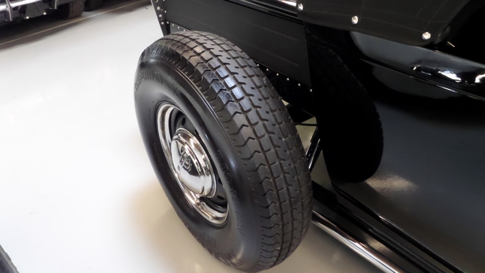 Used 1929 Ford Roadster WOW-NEW LOW BLOWOUT $$$$-CUSTOM PICK UP- TOP SHELF 6 FIGURE BUILD-MAGAZINE | Mundelein, IL