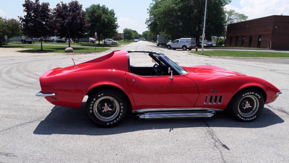 Used 1969 Chevrolet Corvette REDUCED-RESTORED STINGRAY-CHROMED OUT-MINT CONDITION | Mundelein, IL
