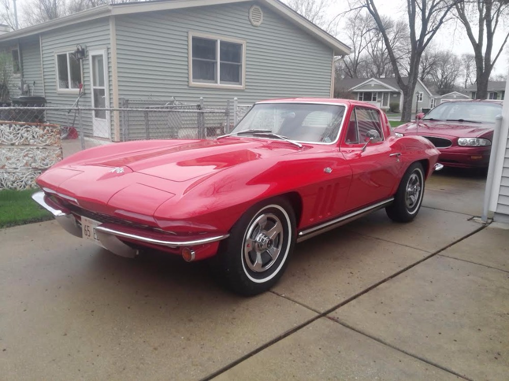 Used 1965 Chevrolet Corvette Stingray-NEW PAINT | Mundelein, IL