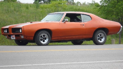 1965 Pontiac Grand Prix - Klassic Keystone Kruiser