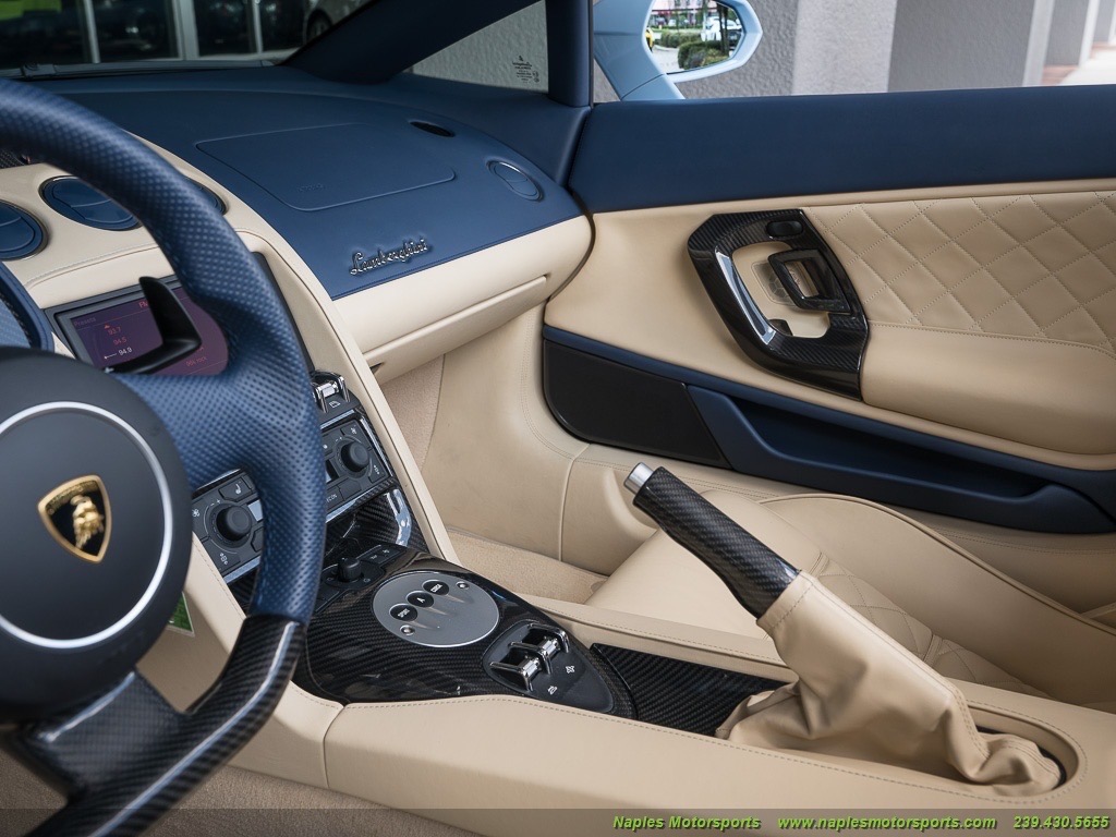 Gallardo LP560-4 Spyder gets a unique Louis Vuitton interior
