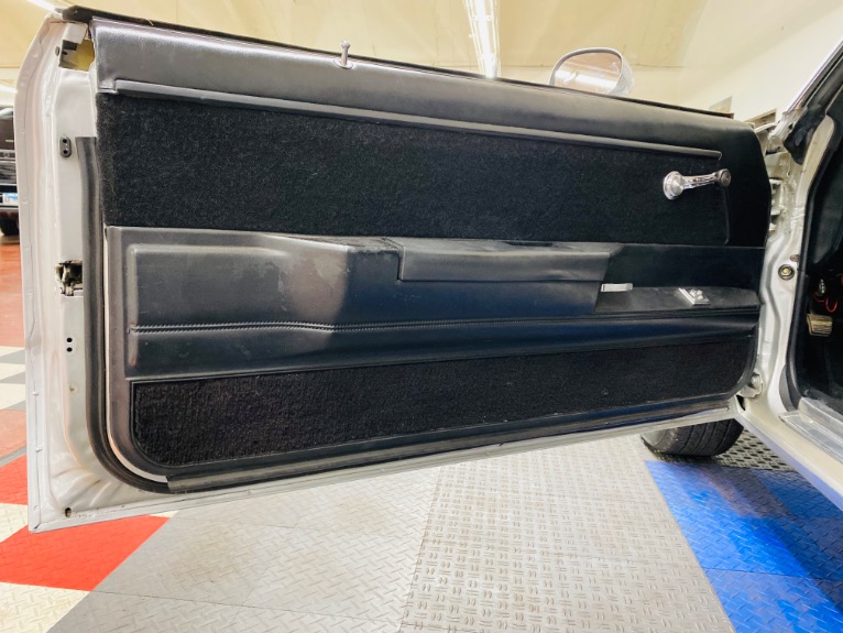 1980 malibu door on sale panels