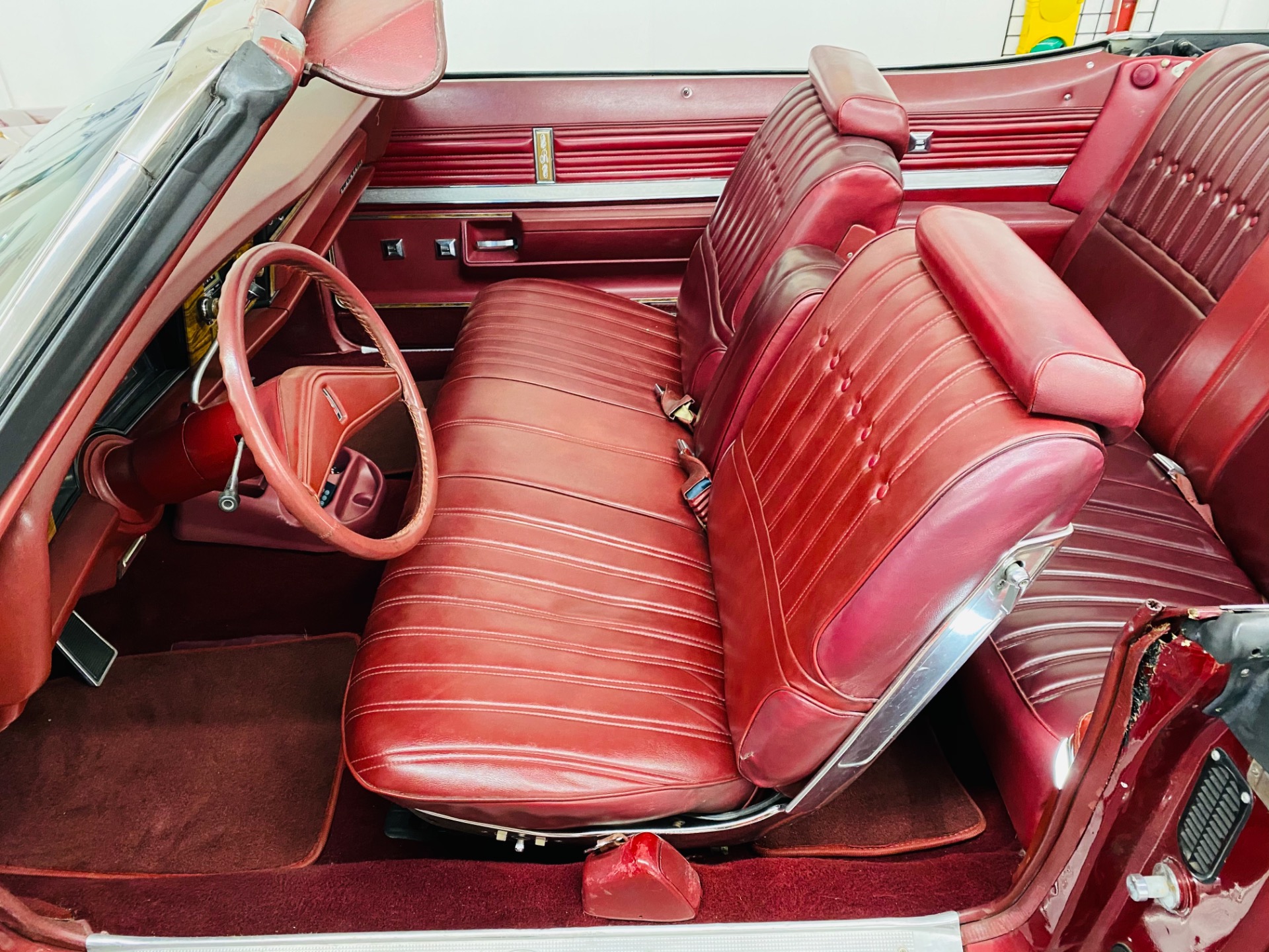 Oldsmobile Delta 88 Interior