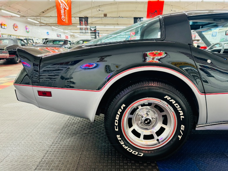 On Court-T LIMITED EDITION 全仏ver. USED Used 1978 Chevrolet Corvette - 25TH ANNIVERSARY LIMITED EDITION