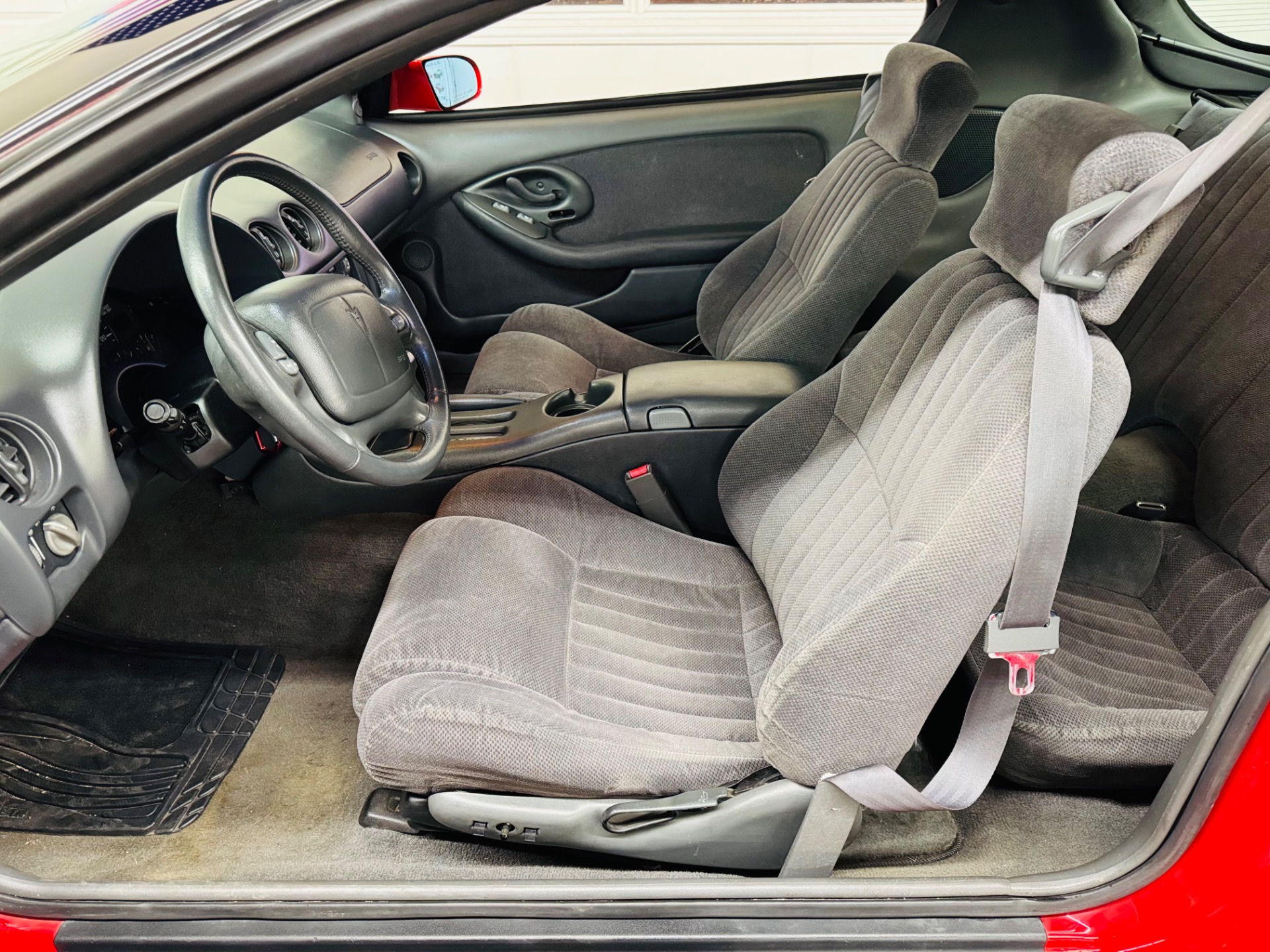 1997 Pontiac Firebird Base - Photo 31