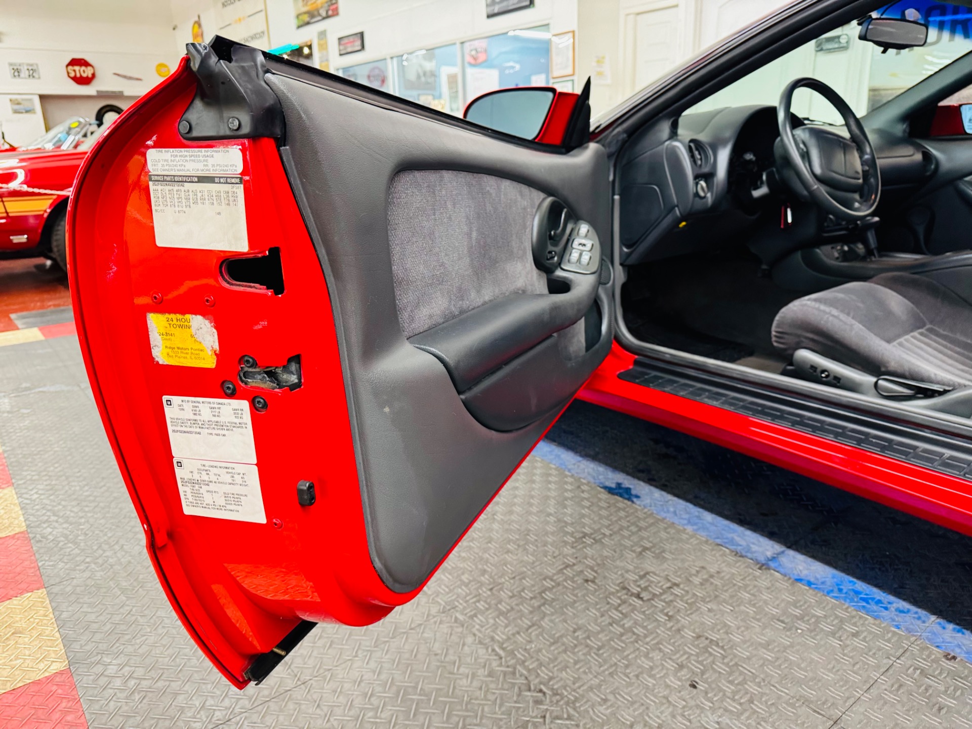 1997 Pontiac Firebird Base - Photo 35