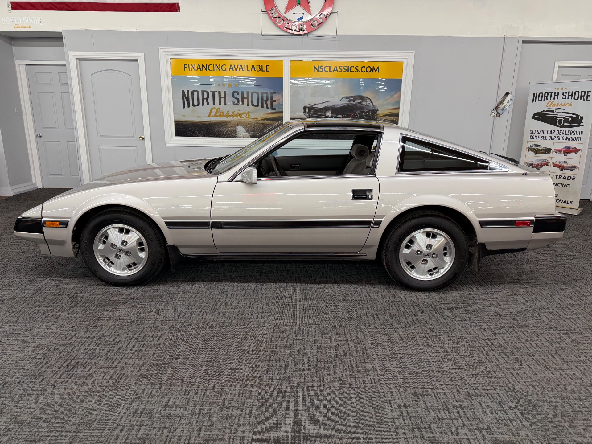 ポルノスター Used 1984 Nissan 300ZX ALL ORIGINAL ONLY 38K MILES T-TOPS-SEE